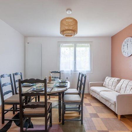 Gite Renardeau - Maison A Deux Pas Du Centre Ville Карентан Екстериор снимка