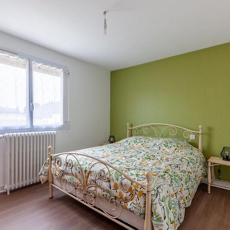 Gite Renardeau - Maison A Deux Pas Du Centre Ville Карентан Екстериор снимка