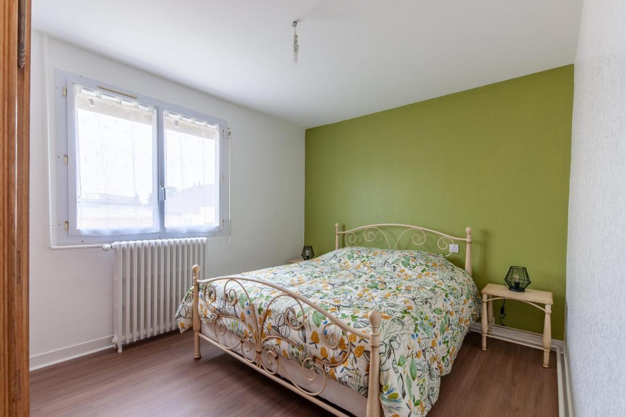 Gite Renardeau - Maison A Deux Pas Du Centre Ville Карентан Екстериор снимка